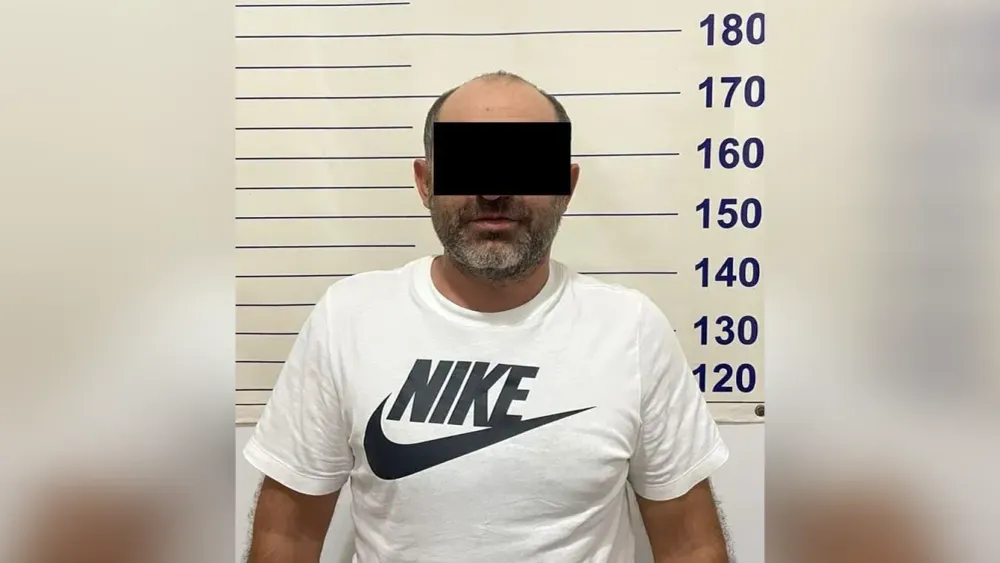 В Бишкеке за наркотики задержали «смотрящего за отравой» члена ОПГ Камчы Кольбаева изображение публикации