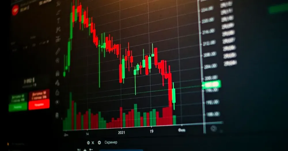 После роста капитализация Кыргызской фондовой биржи резко упала на 8.6 млрд сомов изображение публикации