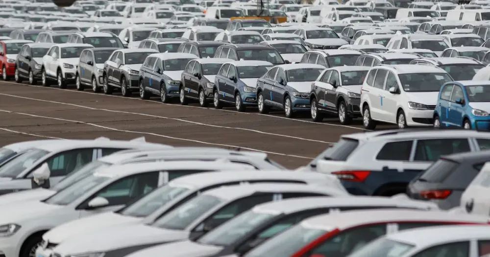 За полгода в КР ввезли 67.4 тысячи легковых авто - на третье место по поставкам вырвался Китай изображение публикации