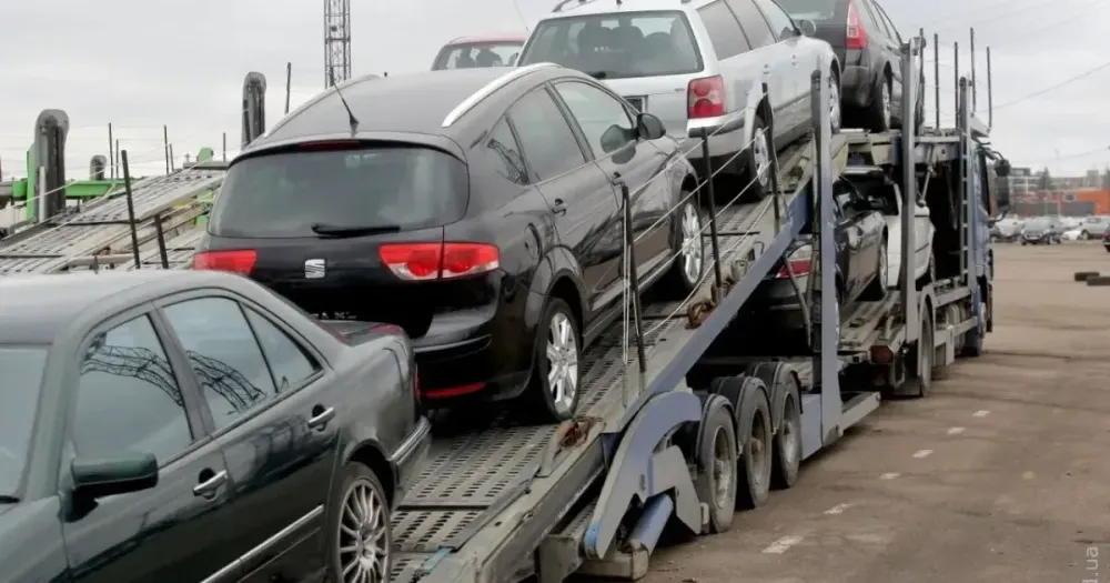Импорт автомобилей в марте вырос в два раза по сравнению с началом года изображение публикации