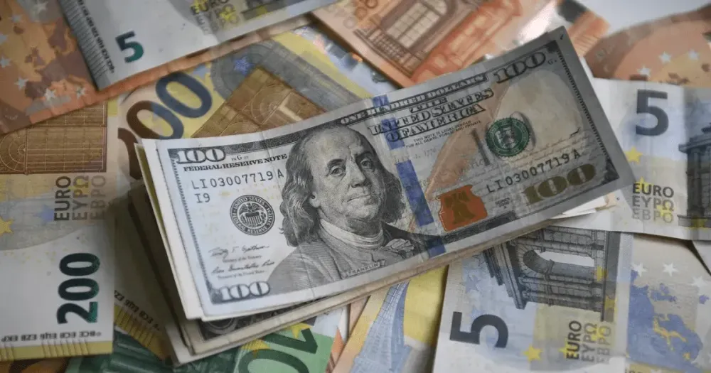 В России предлагают разрешить ввоз до $100 тысяч без декларации изображение публикации