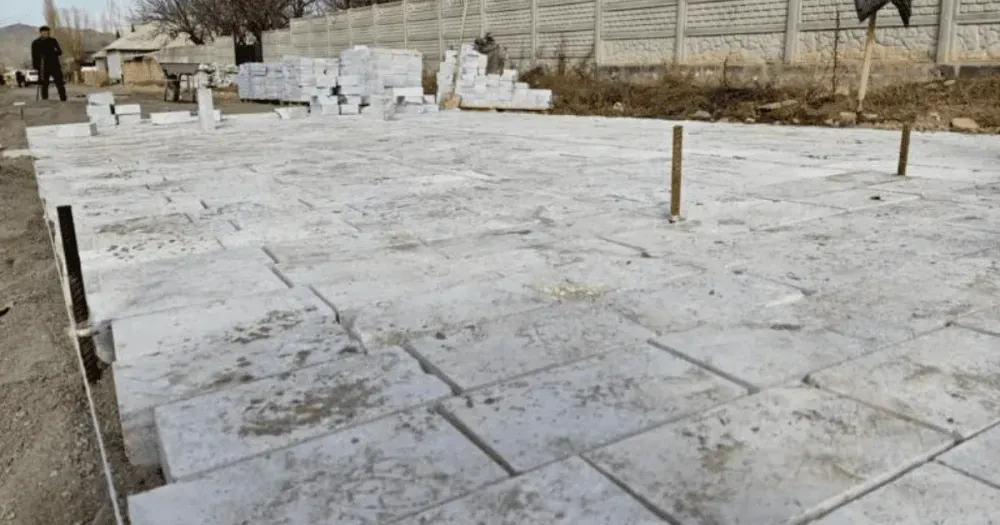В Баткенской области построят дорогу из натурального камня за 20 млн сомов изображение публикации