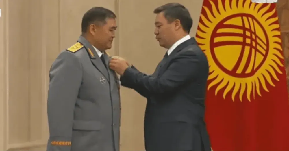 Садыр Жапаров рассказал, за какие заслуги вручил Ташиеву звание «Героя Кыргызстана» изображение публикации