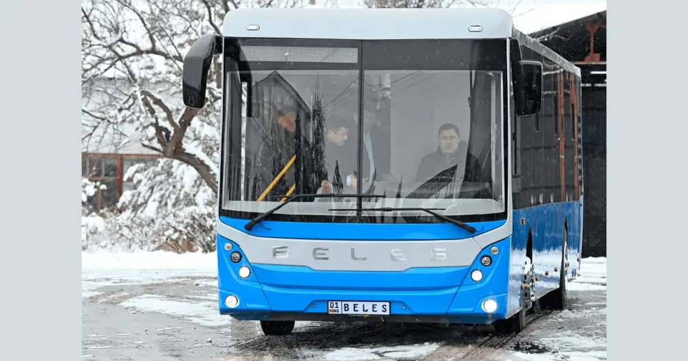 Государство закажет у «Белес» 10 тестовых автобусов — Садыр Жапаров изображение публикации