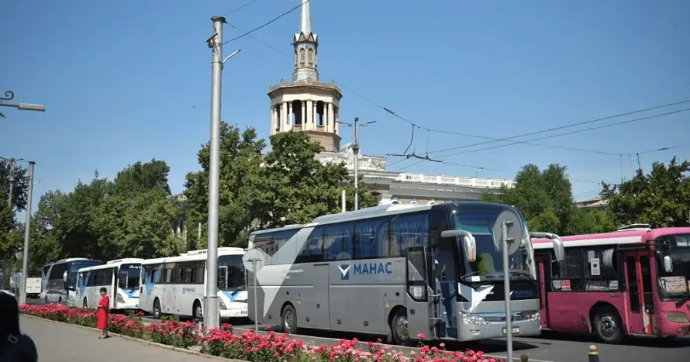 Забастовка водителей маршруток — мэрия Бишкека запустила автобусы изображение публикации