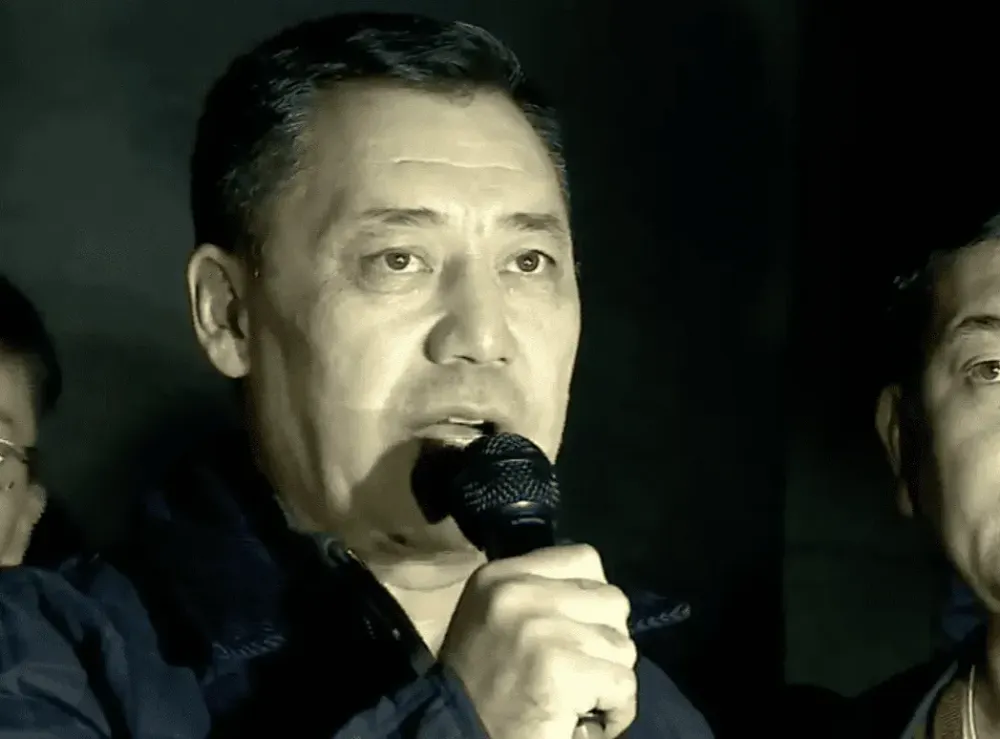 Садыр Жапаров обвинил Атамбаева, Бабанова, Сурабалдиеву, Суваналиева и журналистов — все против него изображение публикации