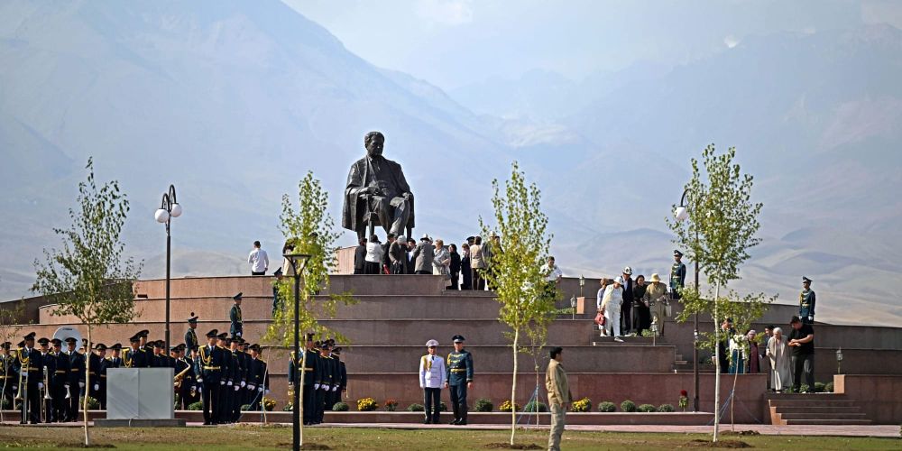 В Шекере открыли комплекс «Айтматов ааламы»: фоторепортаж изображение публикации