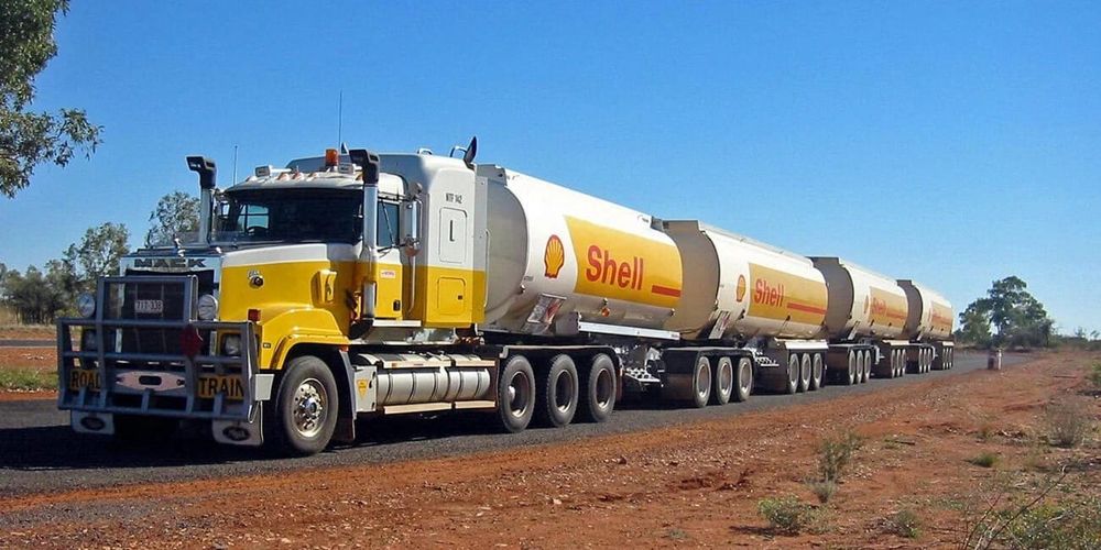 В Кыргызстане допустимую массу автопоездов с нефтепродуктами увеличили до 49 тонн изображение публикации