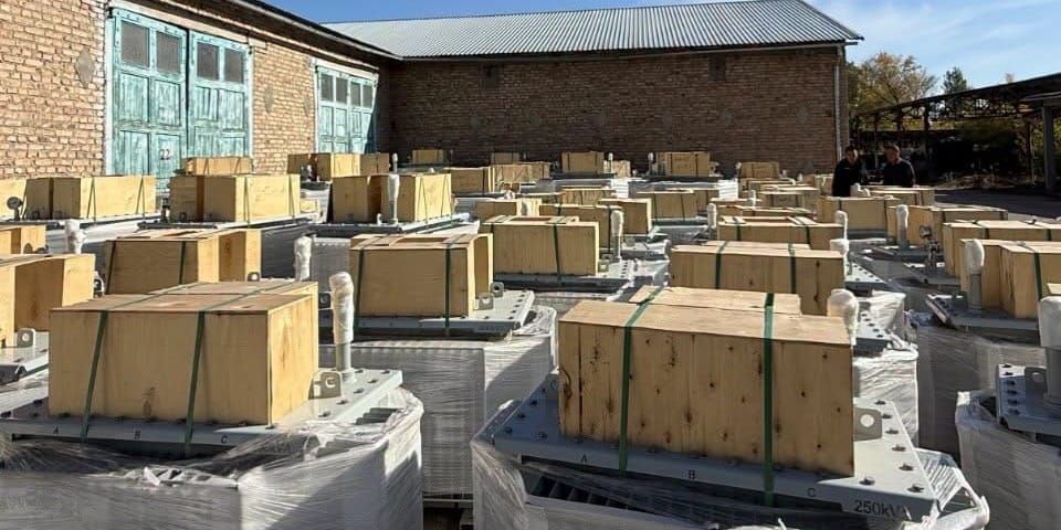 В Кыргызстан доставили 252 новых трансформатора — их установят перед зимой изображение публикации