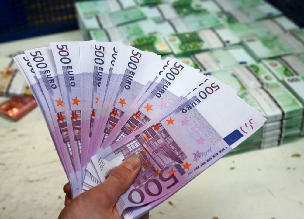 €5 млн иностранным консультантам. Депутаты не поддержали соглашения с ЕИБ и KfW изображение публикации