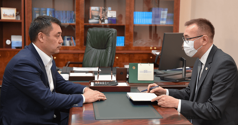 Садыр Жапаров поручил Нацбанку возобновить работу всех платежных систем изображение публикации