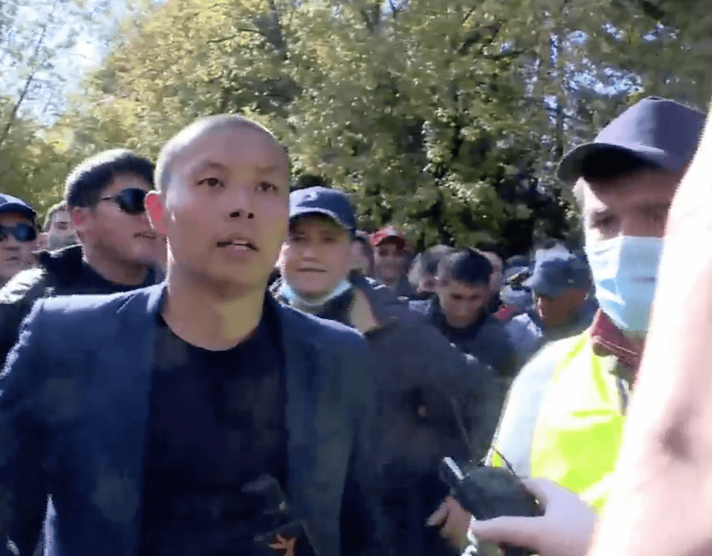 Молодые сторонники люстрации выдвигают Тилека Токтогазиева на пост и.о. премьер-министра изображение публикации