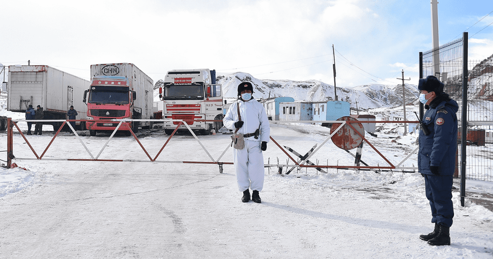 Пункты пропуска «Торугарт» и «Иркештам» закрываются на новогодние выходные изображение публикации