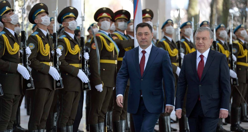 Жапаров завершил визит в Узбекистан — подписаны более 20 соглашений изображение публикации