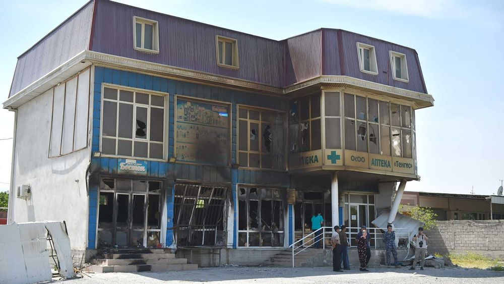 Пострадавшему бизнесу Баткенской области выплатят компенсации и предоставят бюджетные кредиты изображение публикации