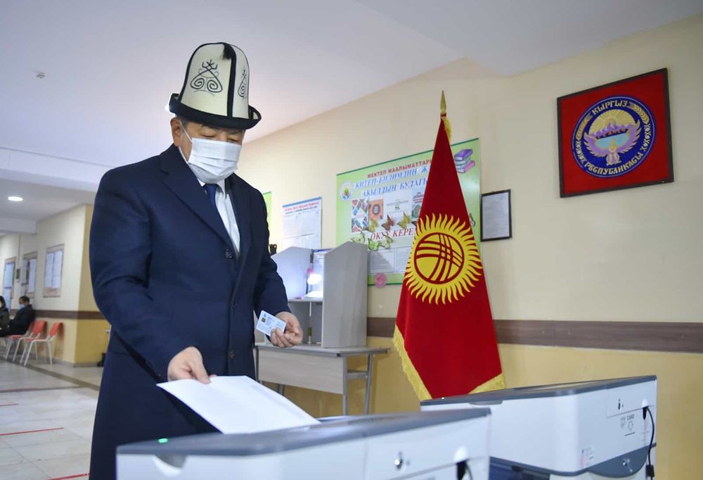 Выбирал из того, что есть — глава кабмина не нашел особого различия в программах партий изображение публикации