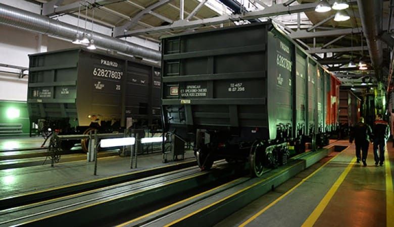 «Кыргыз темир жолу» закупит 100 полувагонов у российского завода изображение публикации