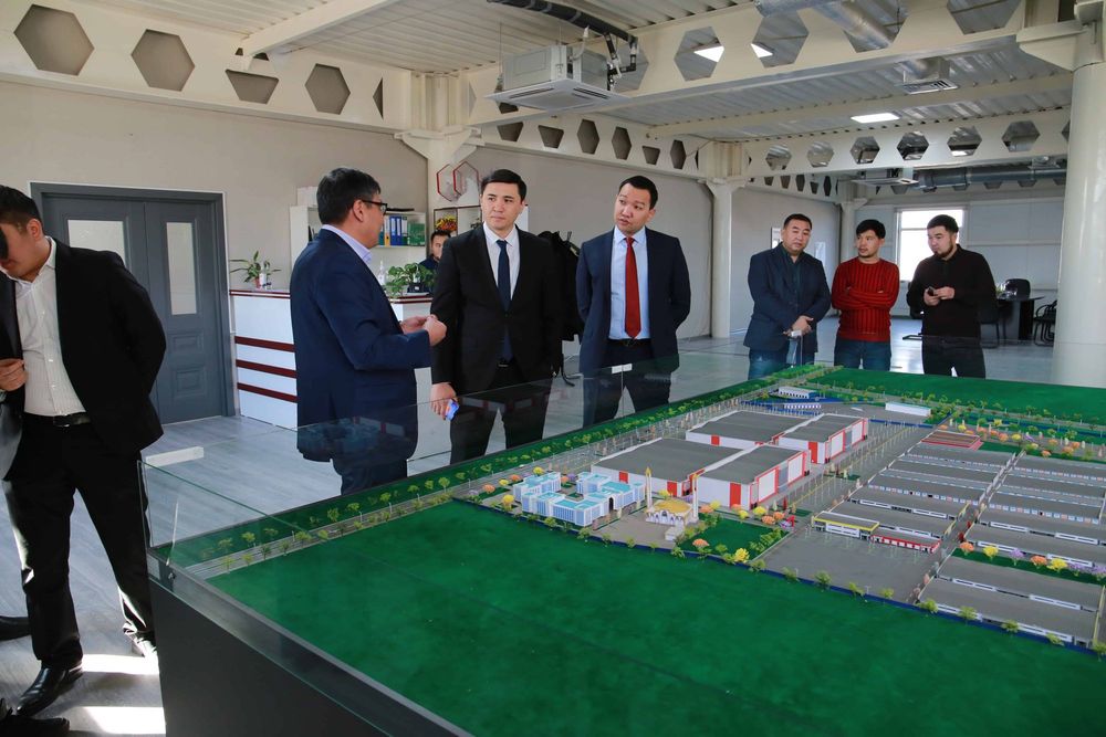 Глава KADI посетил индустриальный парк Silk Way — там планируется построить 112 фабрик изображение публикации