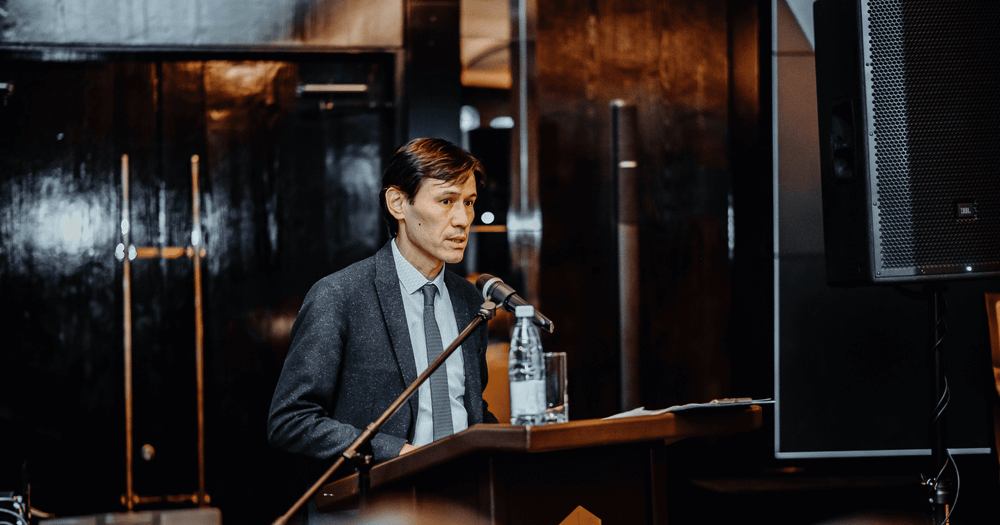 Жоодар Омошев: Параллельно с теневой экономикой необходимо бороться с неформальной занятостью изображение публикации