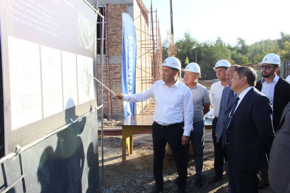 В Бишкеке строят и ремонтируют корпуса школ на 640.5 млн сомов изображение публикации