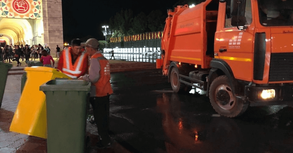 В Бишкеке хотят повысить тариф на вывоз мусора в два раза изображение публикации