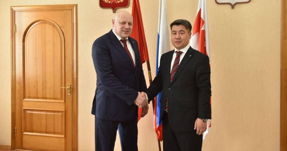 Обсуждается возможность запустить прямой авиарейс из Бишкека в Омск изображение публикации