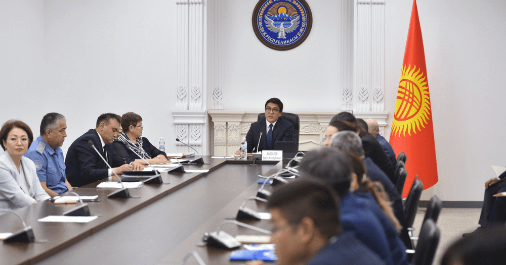 За границей работают 1.5 млн кыргызстанцев изображение публикации