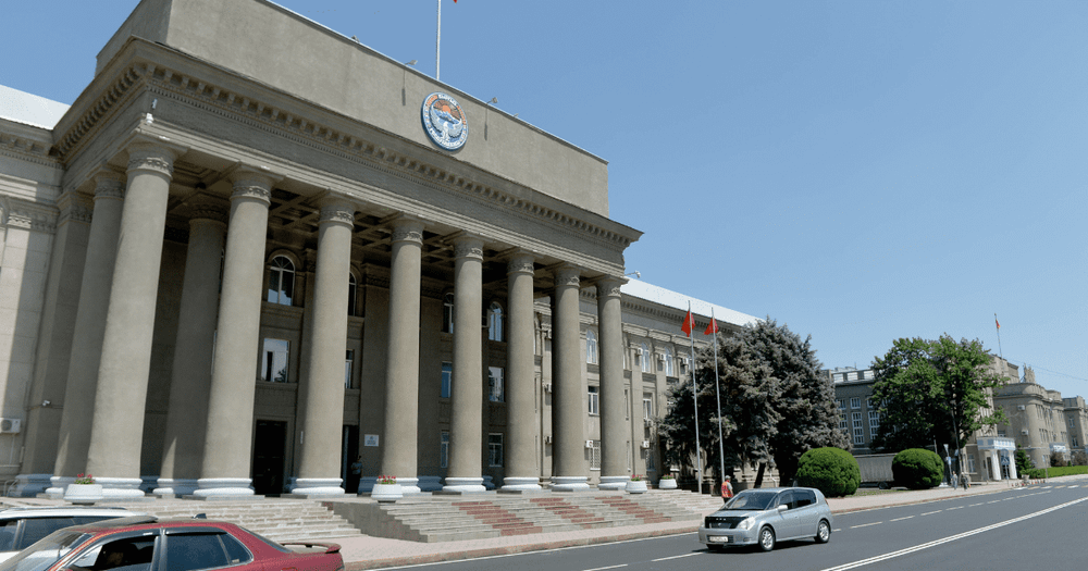 Кабмин разрешил компаниям с госучастием и их «дочкам» приобретать отечественные товары по прямым договорам изображение публикации