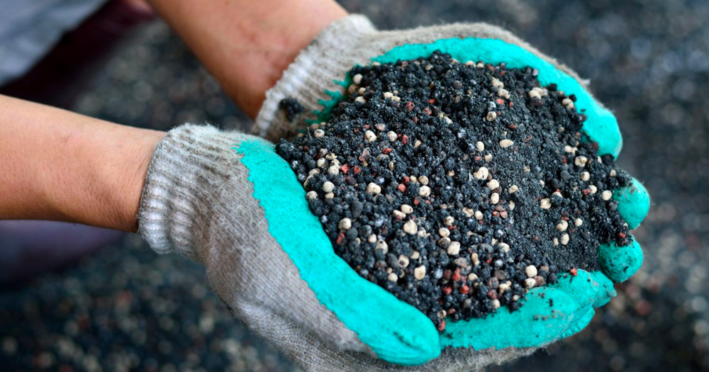 Китайцы выделят $35 млн на завод минеральных удобрений в КР — и через 30 лет работы передадут его Кыргызстану изображение публикации