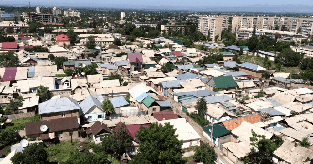 В Бишкеке выдали более 10.7 тысяч техпаспортов на незаконно захваченные участки изображение публикации