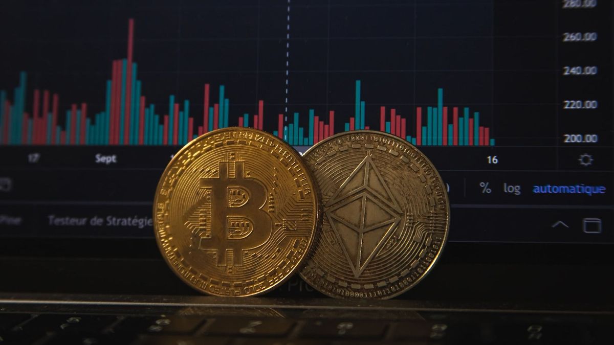 Финнадзор выдал лицензии еще двум криптообменникам