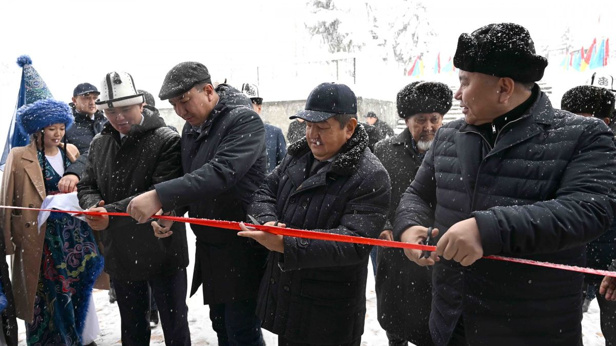 В Узгенском районе за счет бюджета построили новое здание школы