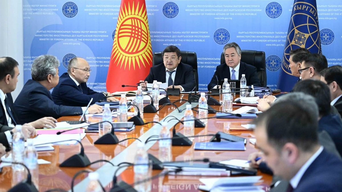 Увеличение экспорта, привлечение инвестиций, продвижение проектов – какие задачи Акылбек Жапаров поставил перед МИД