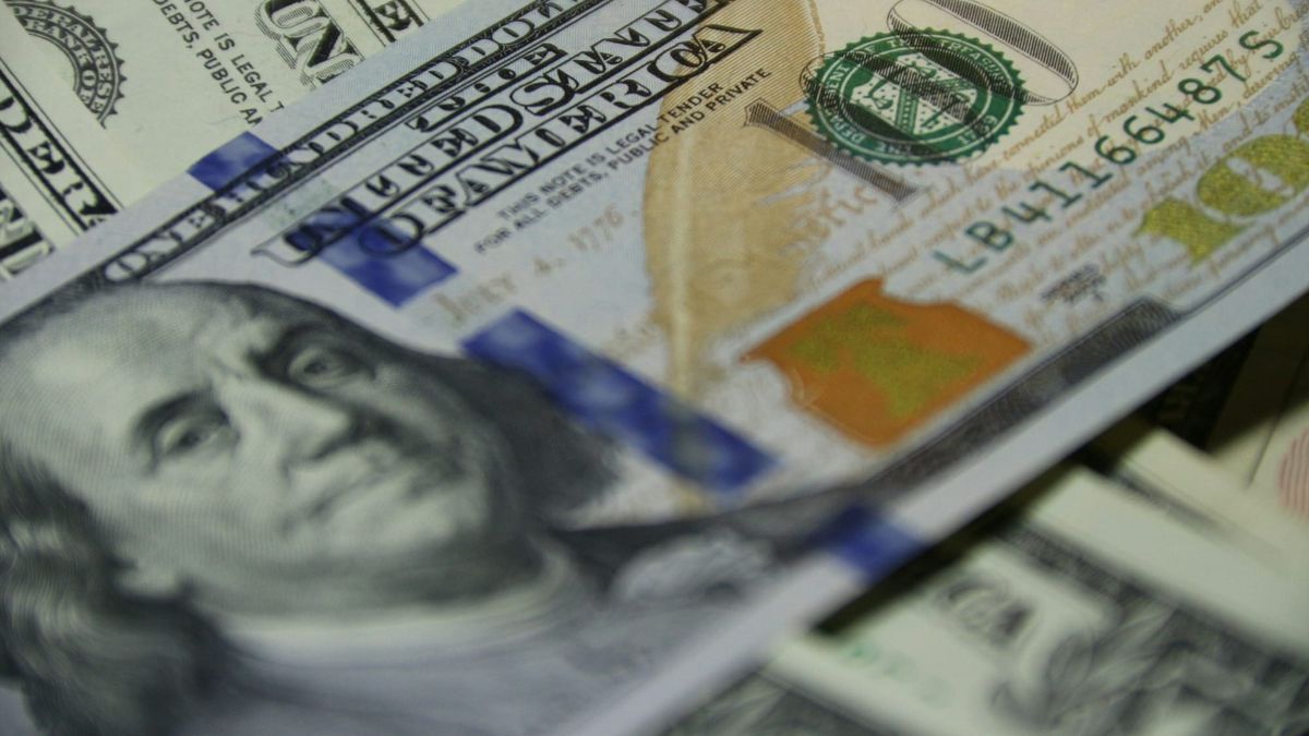 Комбанки КР приобрели на валютных торгах $3.5 млн