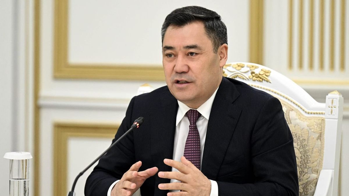 Садыр Жапаров: Даже если внешний долг дойдет до $10-15 млрд, можно ни о чем не беспокоиться