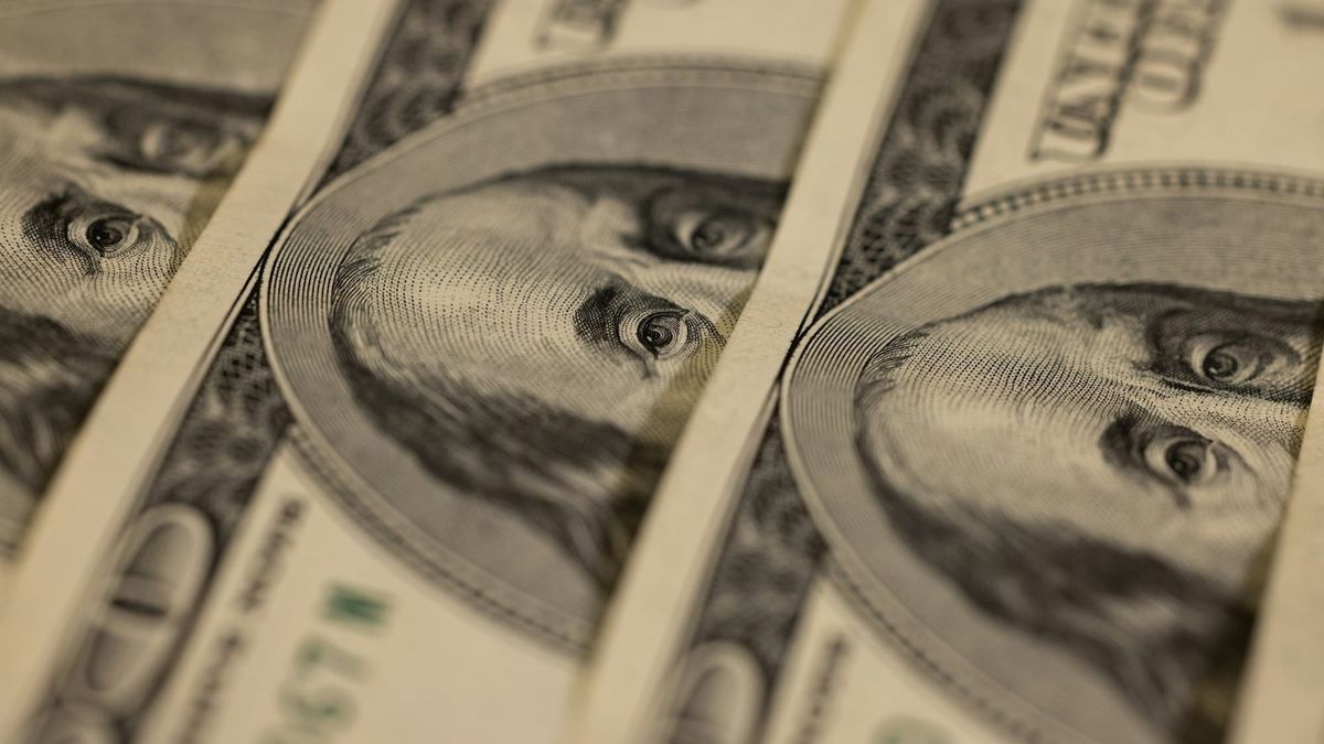 Нацбанк провел вторую обратную интервенцию – купил $17.1 млн