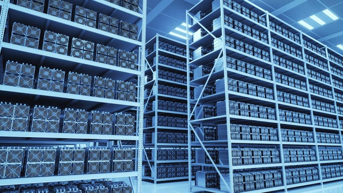 В Кыргызстане порядка 25 майнинг-ферм прошли регистрацию – Минэнерго