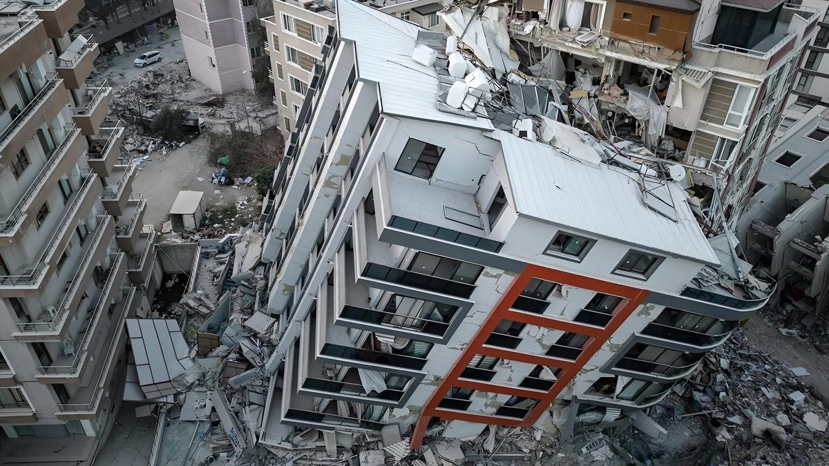 В Кыргызстане усилят контроль за сейсмоустойчивостью строящихся зданий – глава кабмина