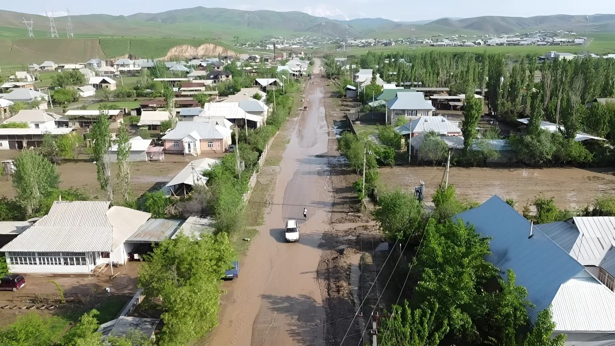 От селей пострадало 296 домов и более тысячи дворов – МЧС
