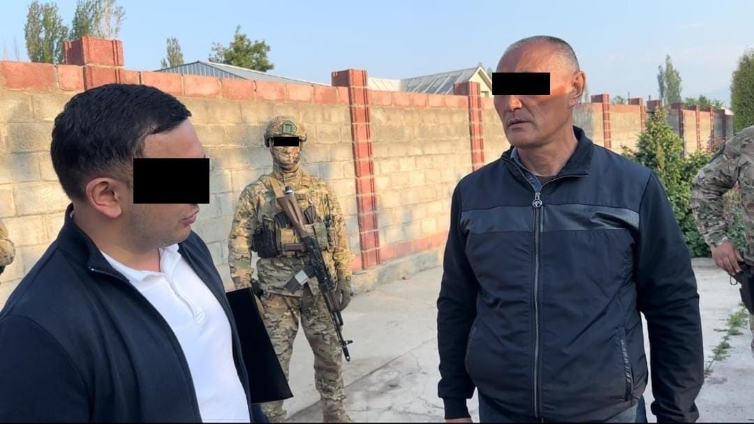 В Джалал-Абаде задержали местного кримавторитета – он отбирал деньги у бизнеса