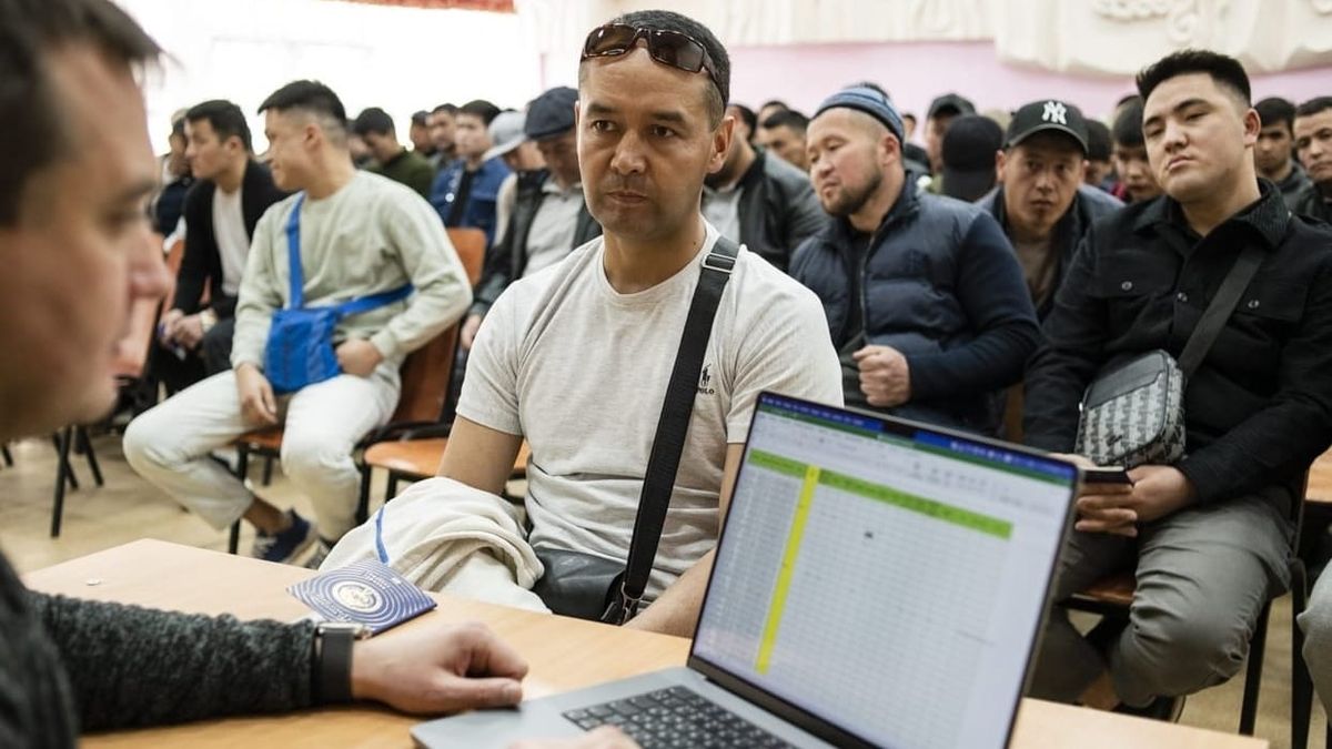 Вернувшимся мигрантам в КР помогают инвестировать в бизнес-проекты на родине