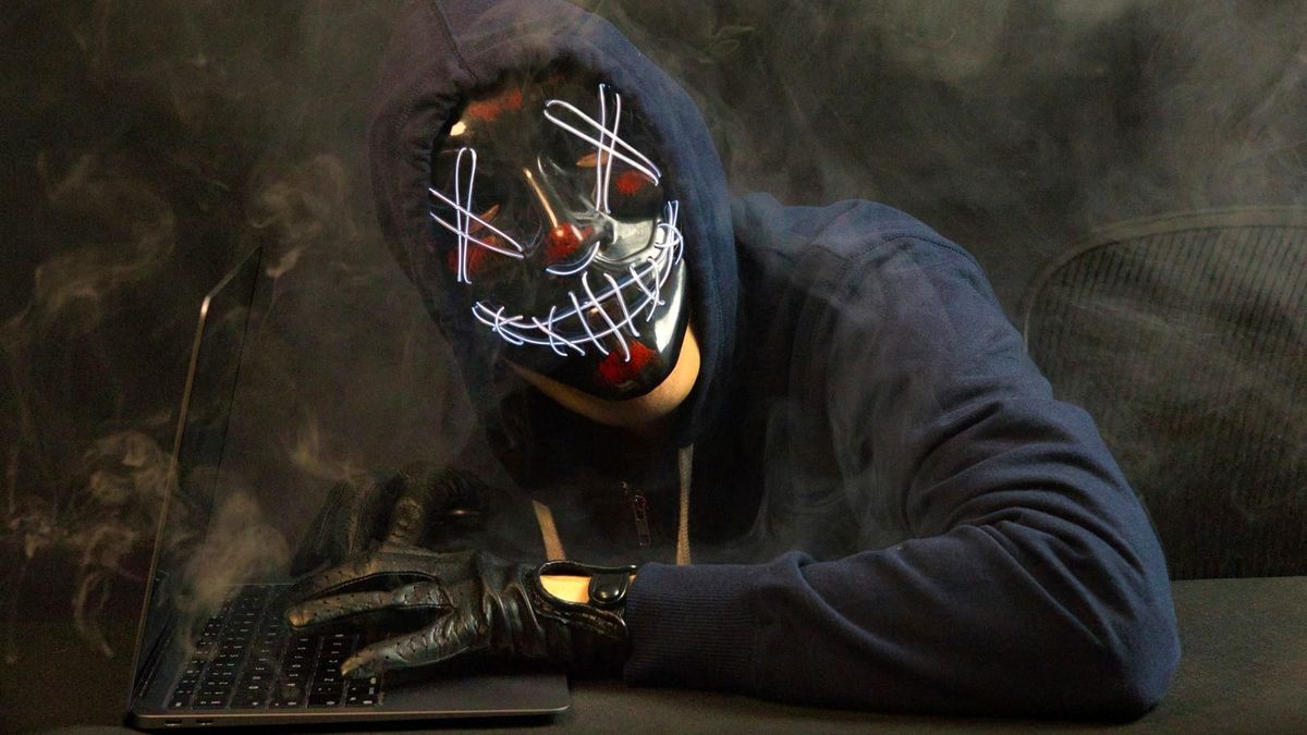 В Сеть утекли паспорта и банковские выписки пользователей из КР — ЦАРКА