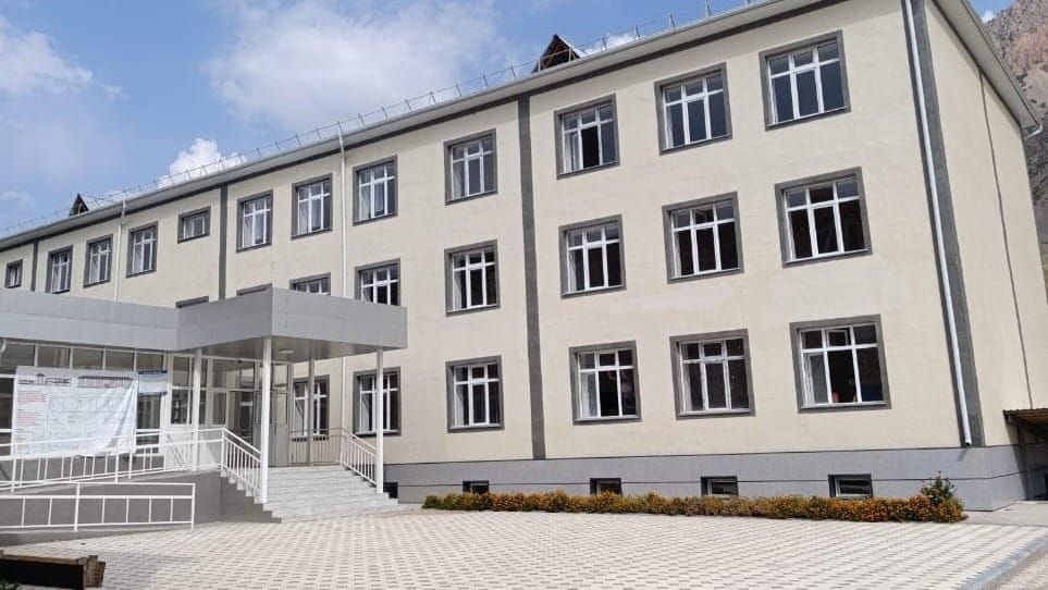 К новому учебному году в Кара-Куле откроют школу на 620 мест