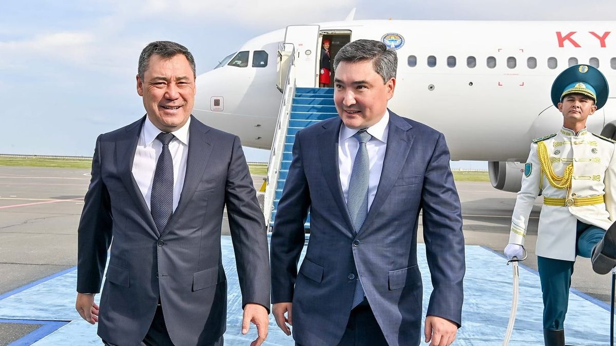 Садыр Жапаров прибыл в Астану на саммит «Центральная Азия+Япония» и встречу глав ЦА