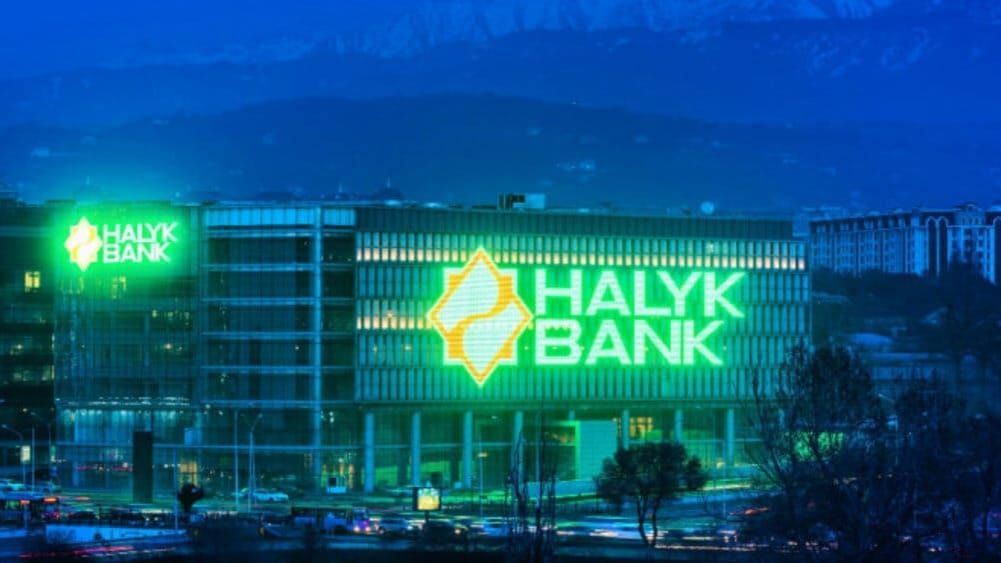 Казахстанский Halyk Bank будет прекращать обслуживание клиентов при подозрении на обход санкций