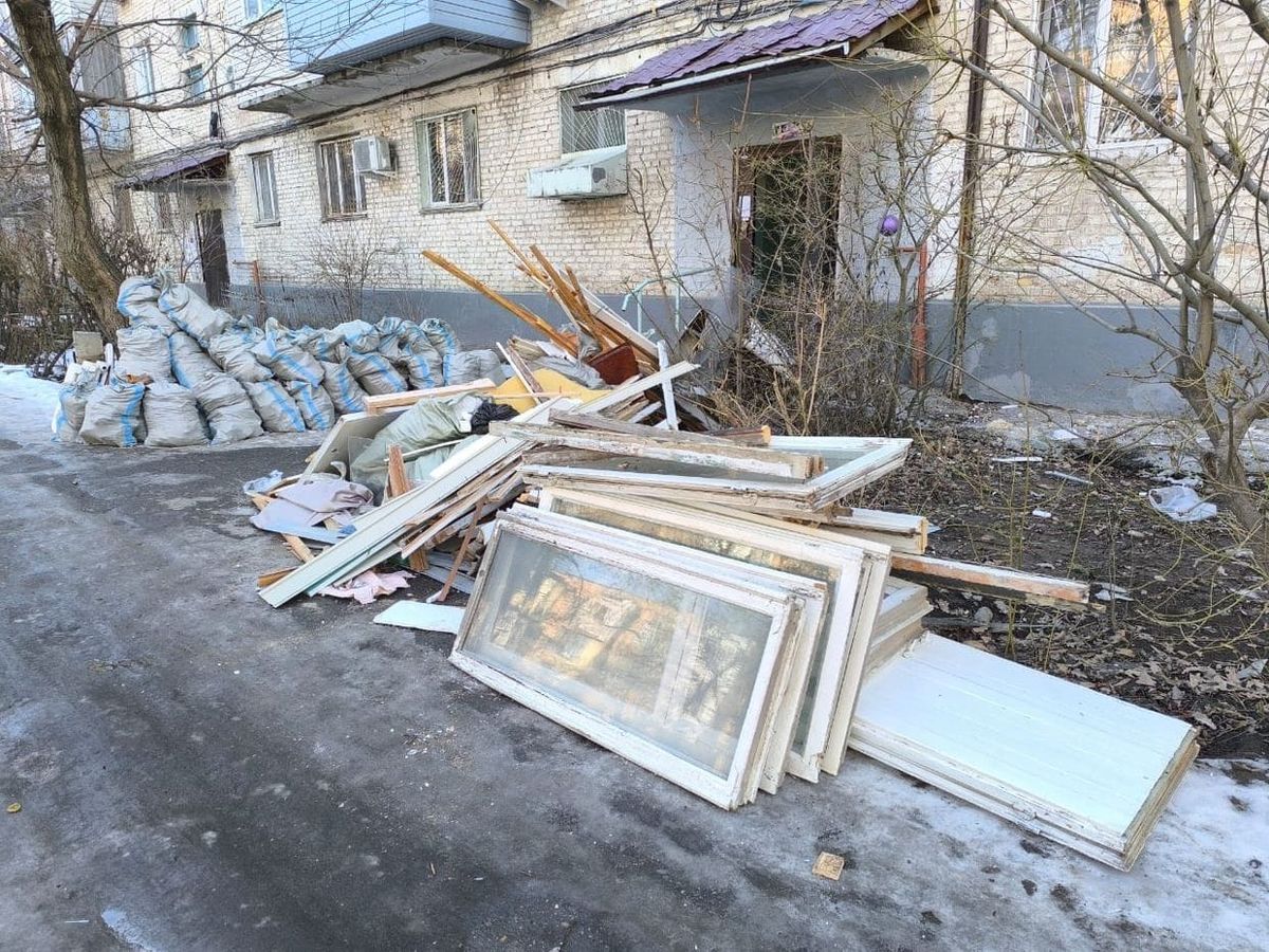 В столице штрафуют за складирование мусора – мэрия Бишкека напоминает о правилах
