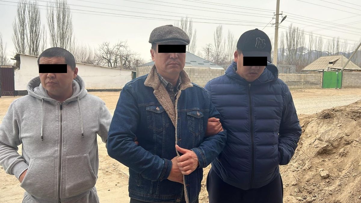Начальника колонии-поселения в Чолпон-Ате задержали за эксплуатацию заключенных