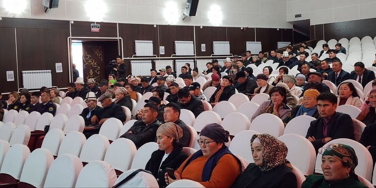 В Нарыне прошел «Караван просвещения бизнеса»: участие приняли более 200 предпринимателей