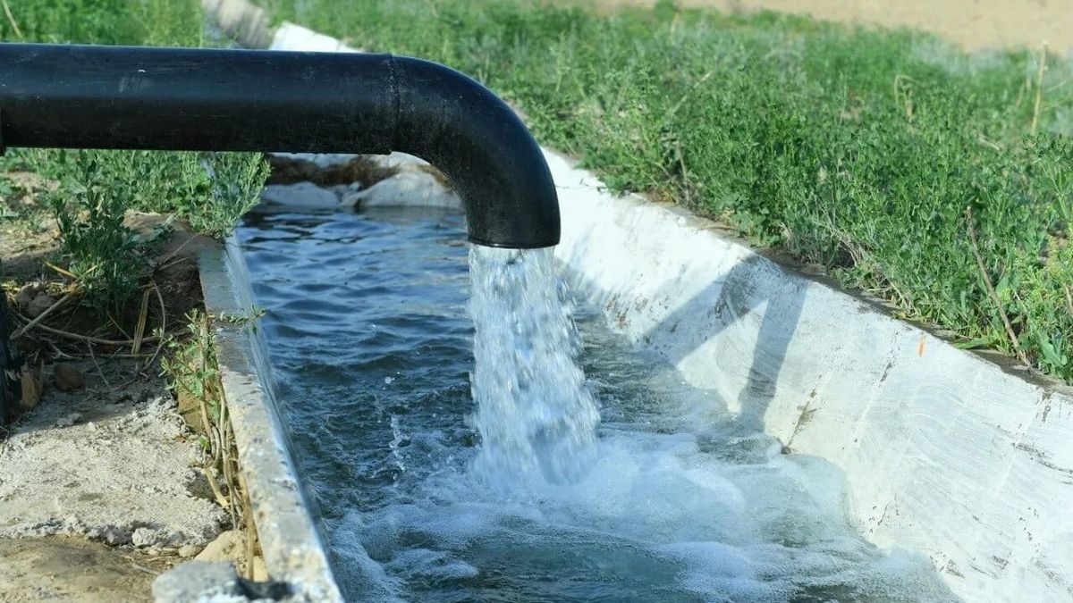На поля КР подано 79% от запланированного объема воды