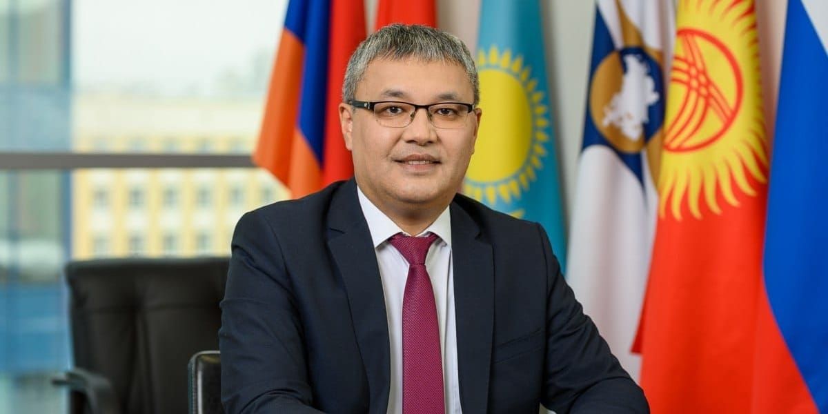 Данияр Иманалиев назначен министром по интеграции и макроэкономике ЕЭК